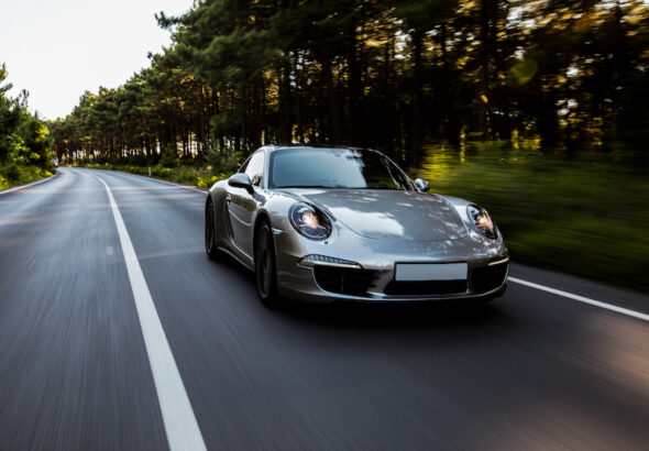 Porsche 911 på väg